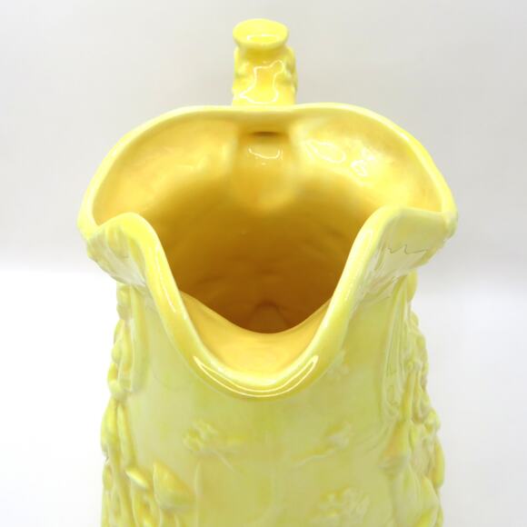 Vintage Yellow Relief Pitcher Cherubs Signed HEM ’77 “Tudir” Studio Pottery - Picture 8 of 14
